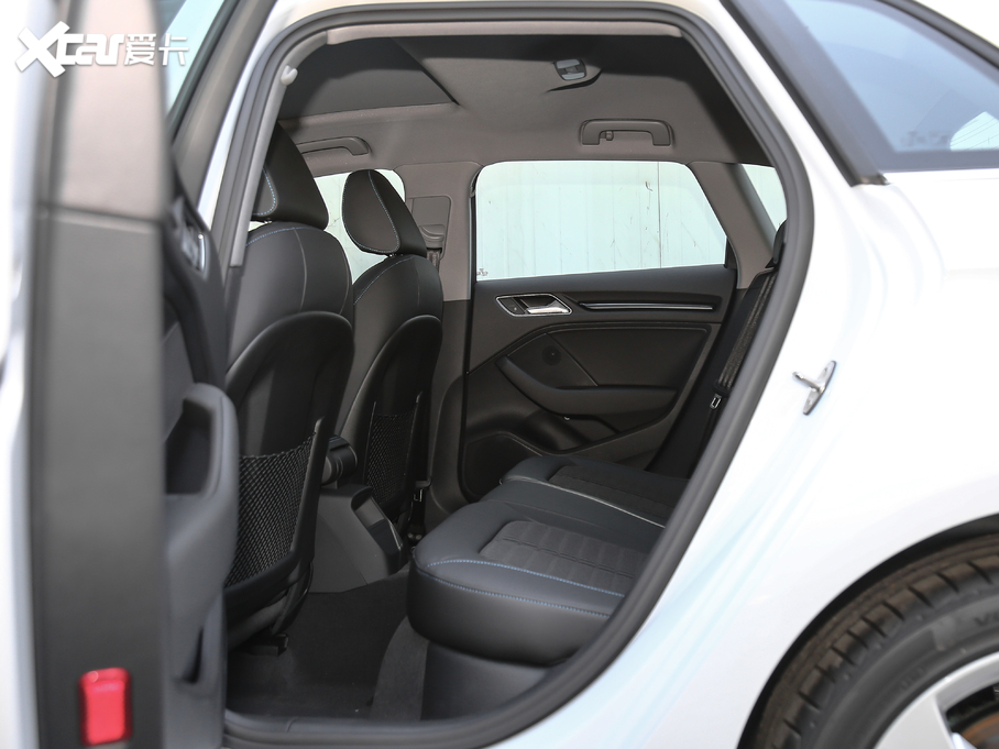 2020WA3 Sportback 35 TFSI r V