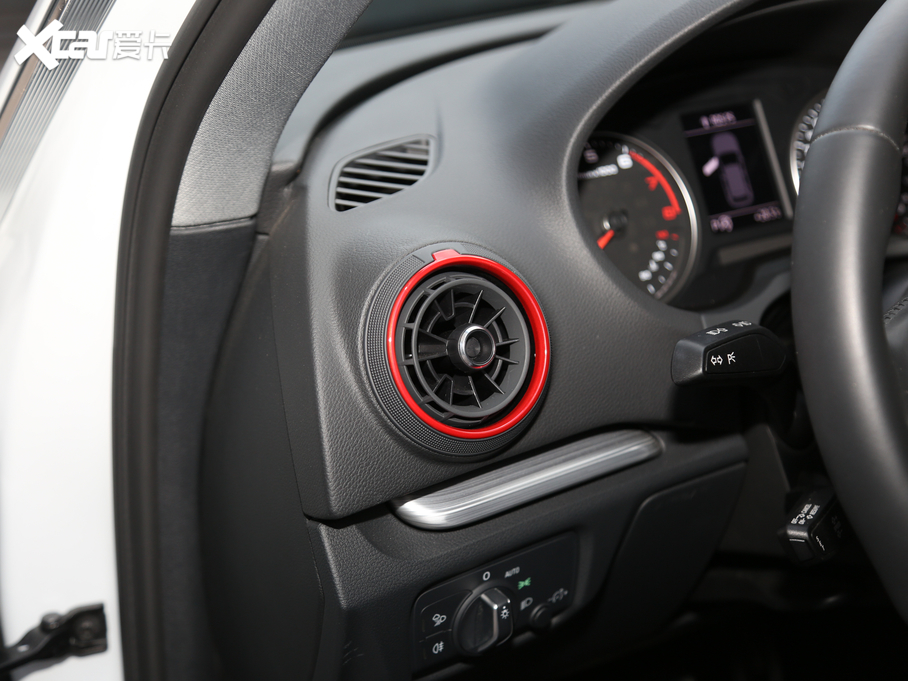 2020WA3 Sportback 35 TFSI\(yn) VI