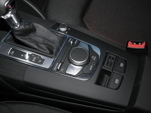 2020Sportback 35 TFSIMȡ VI {