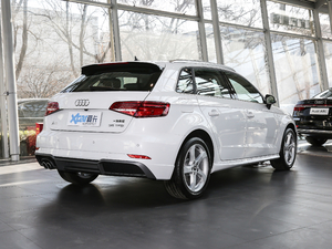 2020Sportback 35 TFSIr VI w^