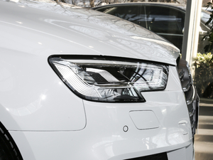 2020Sportback 35 TFSIr(sh) VI (x)(ji)^