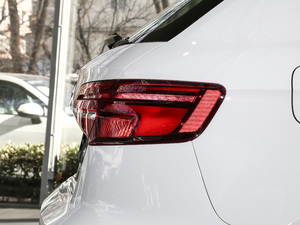 2020Sportback 35 TFSIr VI ^