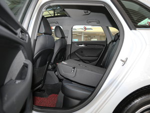 2020Sportback 35 TFSIr VI ηŵ