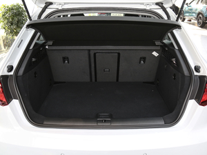 2020Sportback 35 TFSIr VI g