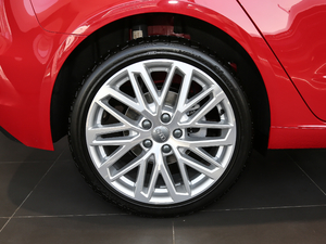 2020Sportback 35 TFSIL VI ݆Ȧ