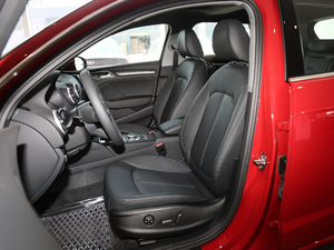 2020Sportback 35 TFSIL VI {