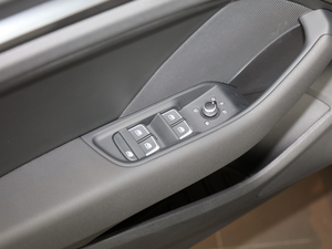 2020Sportback 35 TFSI M(jn)ȡ (gu)V {܇ƅ^(q)	