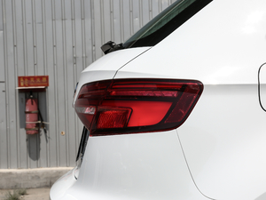 2020Ŀ Sportback 35 TFSIMȡ VI ^