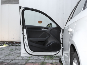 2020Sportback 35 TFSI r V {λ܇T