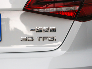 2020Sportback 35 TFSI\ VI ^