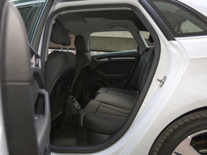 2020Sportback 35 TFSI\ VI ſg