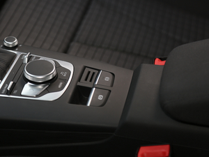 2020Sportback 35 TFSI\ VI v܇Ƅ