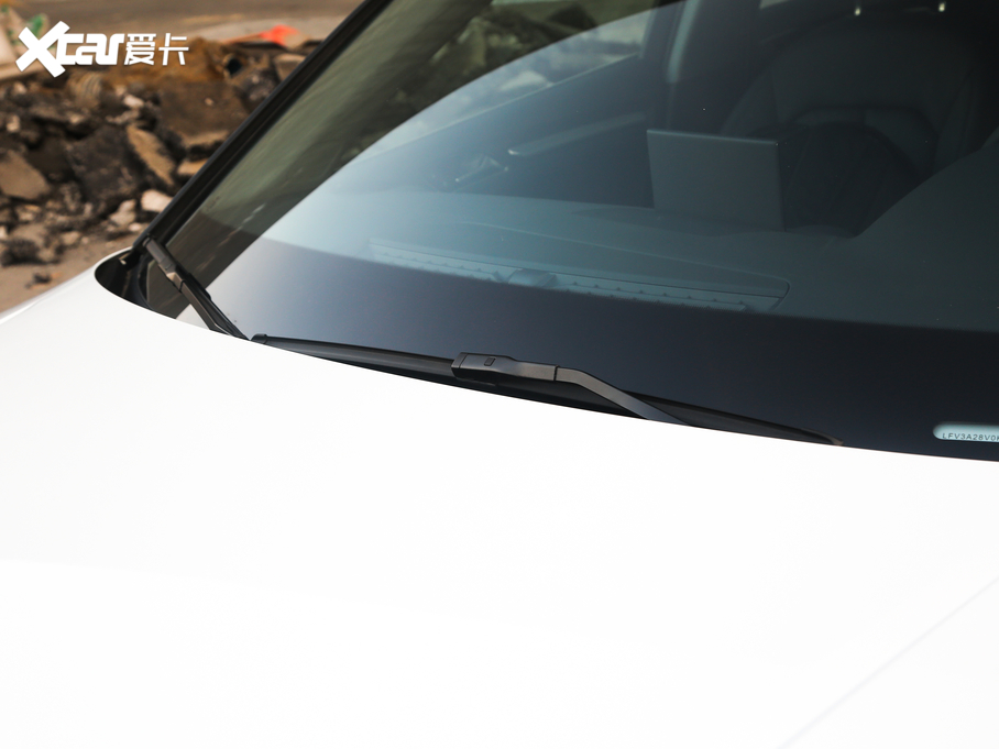 2020WA3 Limousine Limousine 40 TFSIL VI