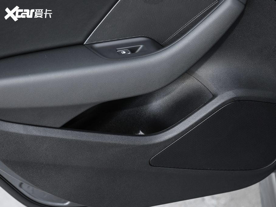 2020WA3 Limousine Limousine 35 TFSIr VI