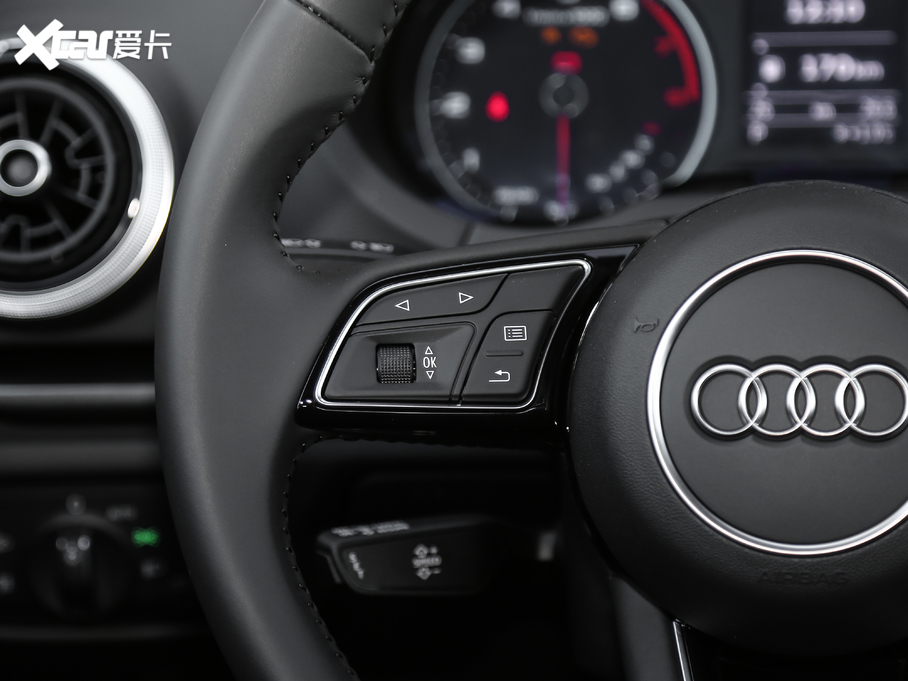 2020WA3 Limousine Limousine 35 TFSIr VI