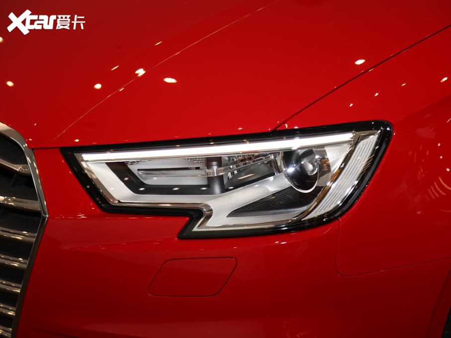 2020WA3 Limousine Limousine 35 TFSI Mȡ VI