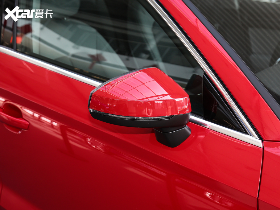 2020WA3 Limousine Limousine 35 TFSI r V