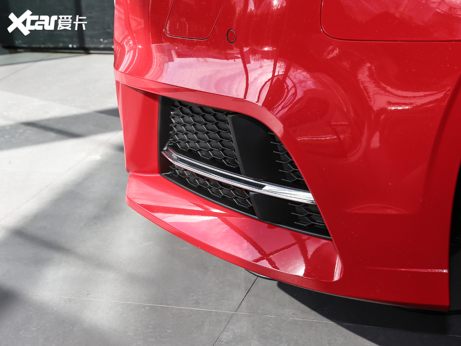 2020WA3 Limousine Limousine 35 TFSI r V