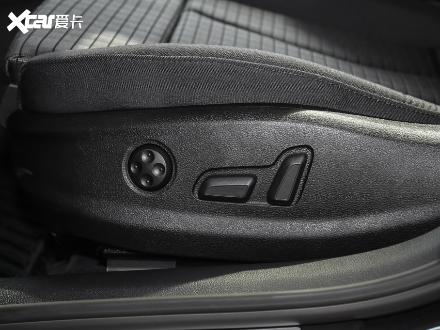 2020WA3 Limousine Limousine 35 TFSI\ VI