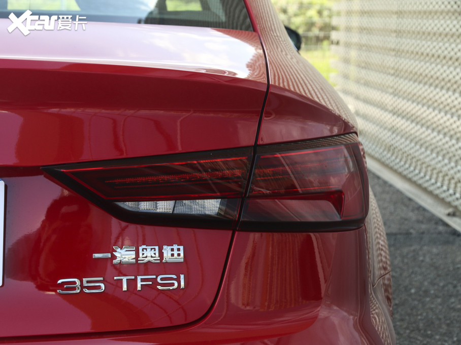 2020WA3 Limousine Limousine 35 TFSI \ V