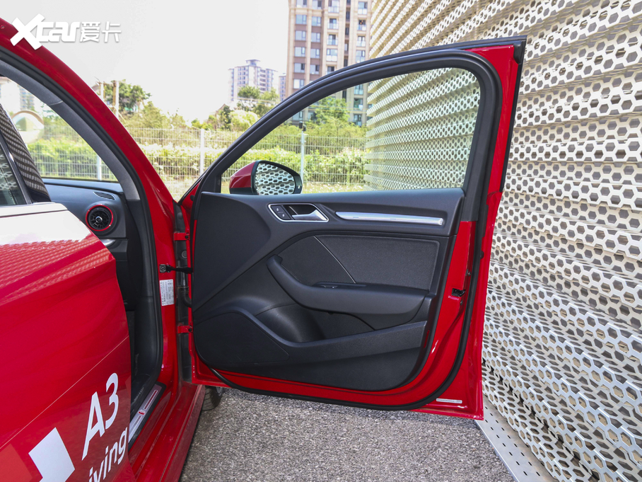 2020WA3 Limousine Limousine 35 TFSI \ V