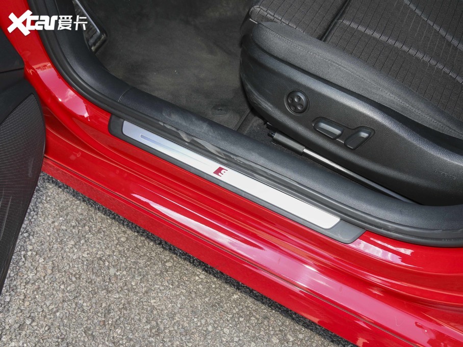 2020WA3 Limousine Limousine 35 TFSI \ V