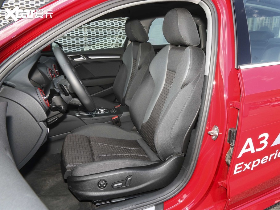 2020WA3 Limousine Limousine 35 TFSI \ V