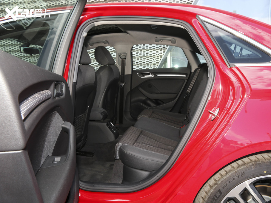 2020WA3 Limousine Limousine 35 TFSI \ V