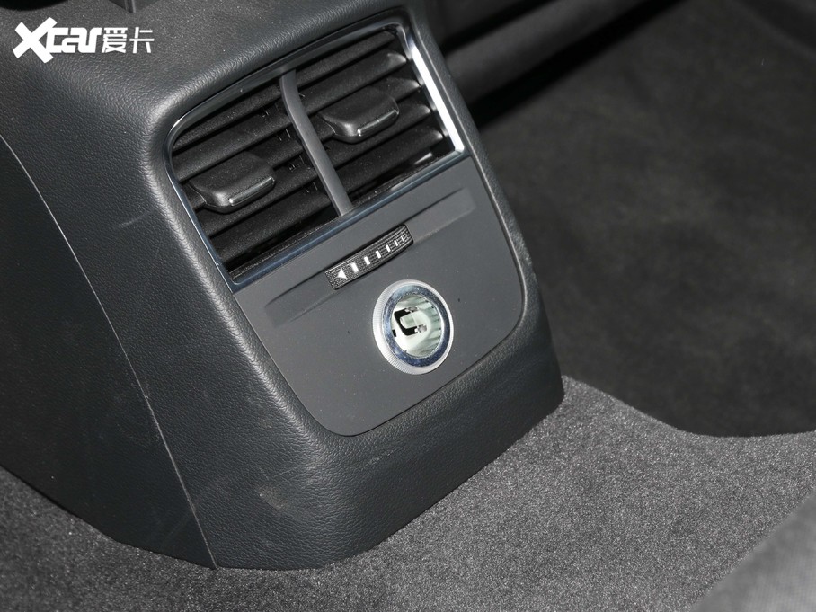 2020WA3 Limousine Limousine 35 TFSI \ V