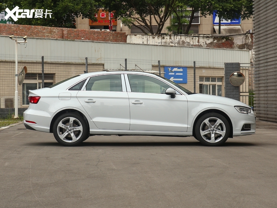 2020?yun)WA3 Limousine Ŀ Limousine 35 TFSI M(jn)ȡ (gu)VI