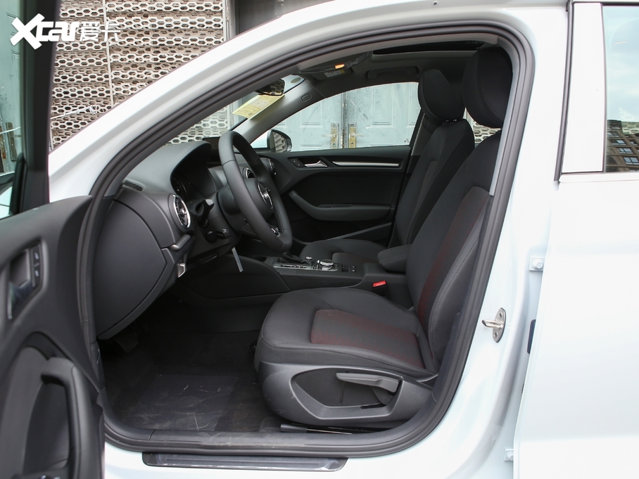 2020?yun)WA3 Limousine Ŀ Limousine 35 TFSI M(jn)ȡ VI