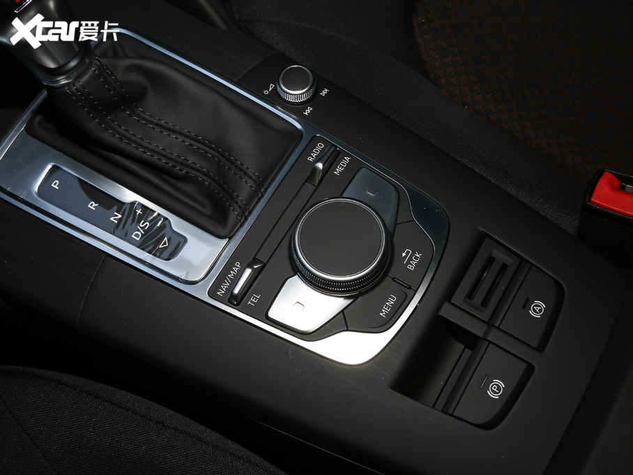 2020?yun)WA3 Limousine Limousine 35 TFSI M(jn)ȡ V