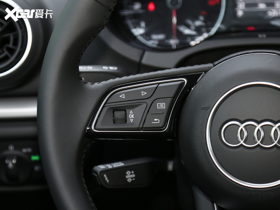 2020WA3 Limousine Limousine 35 TFSI Mȡ V