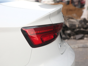 2020Limousine 40 TFSIL VI ^