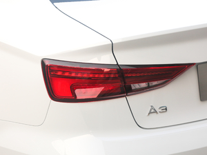 2020Limousine 40 TFSIL VI ^