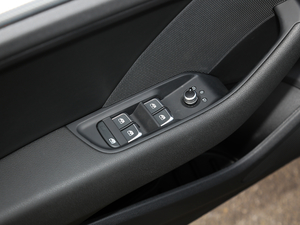 2020Limousine 40 TFSIL VI {܇ƅ^	