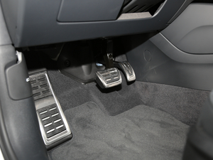 2020Limousine 40 TFSIL(fng) VI п؅^(q)