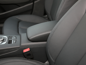 2020Limousine 40 TFSIL(fng) (gu)VI 