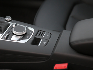 2020Limousine 40 TFSIL(fng) VI п؅^(q)