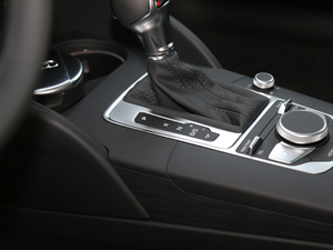 2020Limousine 40 TFSIL(fng) VI п؅^(q)