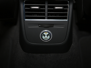 2020Limousine 40 TFSIL VI п؅^