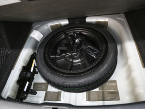 2020Limousine 40 TFSIL VI ̥