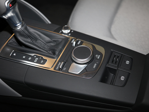 2020Limousine 35 TFSI Mȡ VI п؅^