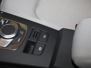 2020Limousine 35 TFSI Mȡ VI п؅^