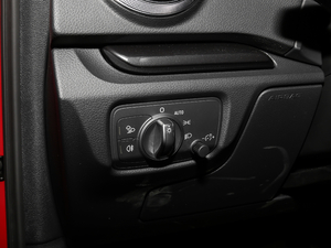 2020Limousine 35 TFSI r V п؅^