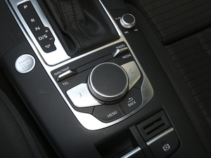 2020Limousine 35 TFSI \(yn)(dng) (gu)V п؅^(q)