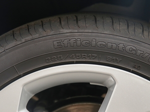 2020Ŀ Limousine 35 TFSI Mȡ VI ݆̥ߴ