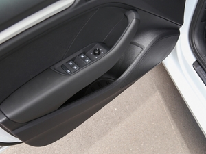 2020Ŀ Limousine 35 TFSI M(jn)ȡ (gu)VI ǰT(ch)g