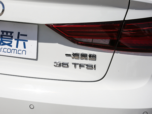 2020Limousine 35 TFSI Mȡ V ^