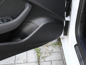 2020Limousine 35 TFSI Mȡ V g